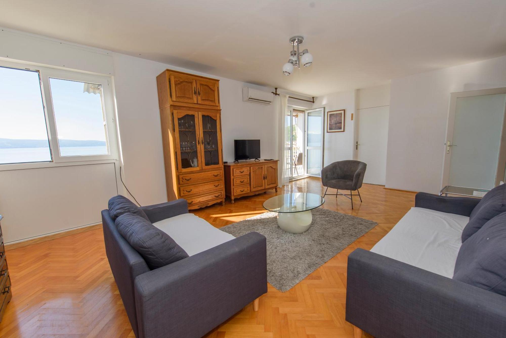 Sunny Apartment Omiš Exteriör bild