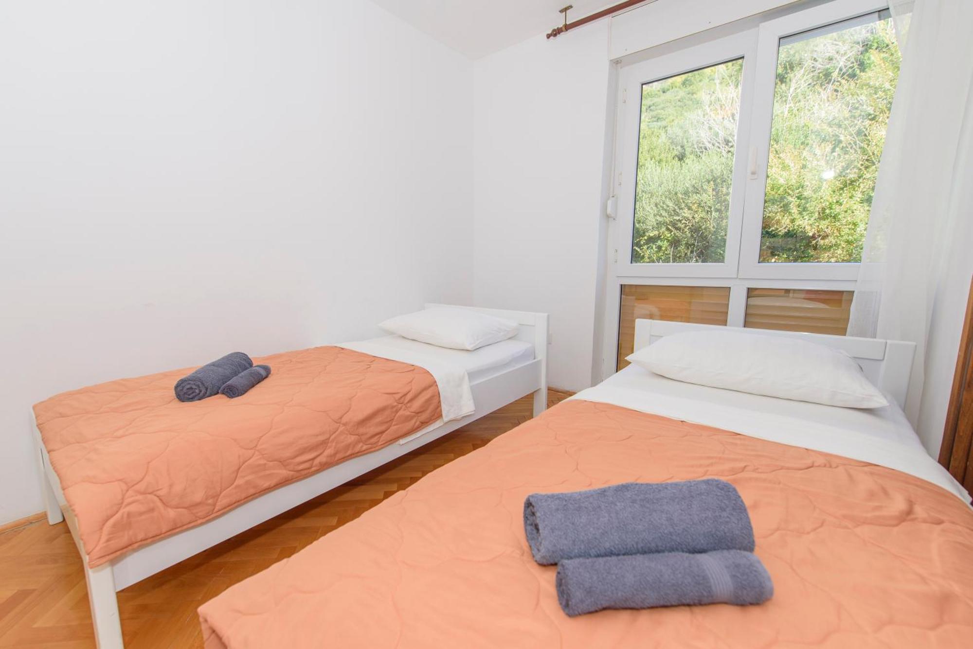 Sunny Apartment Omiš Exteriör bild