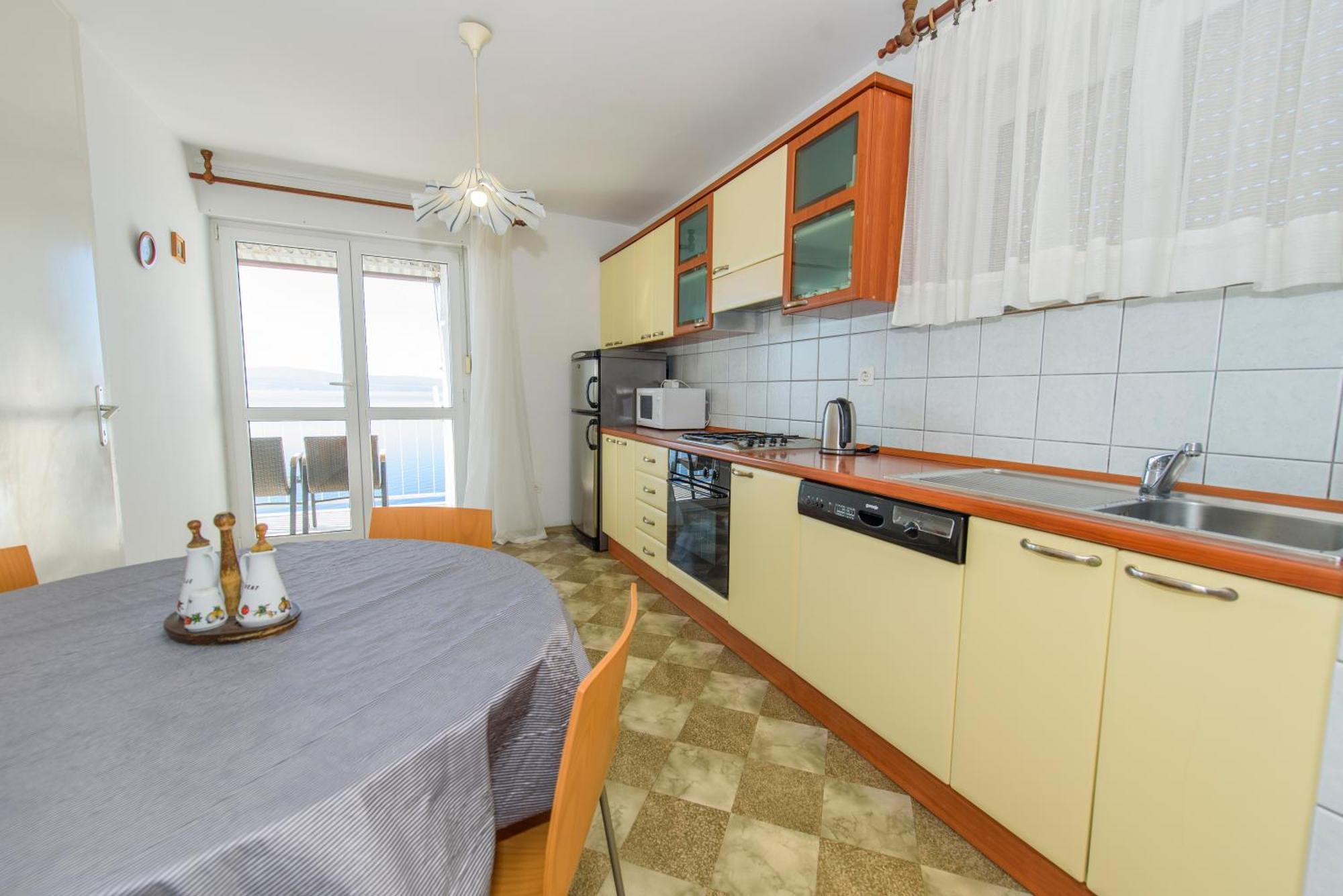 Sunny Apartment Omiš Exteriör bild